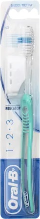 ORALB 123 INDICATOR SPAZZOLINO MANUALE SETOLE 40 MEDIE - farmasorriso.com