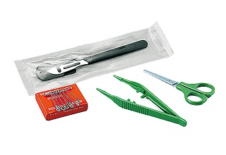SET DI STRUMENTI SOS MONOUSO IN PLASTICA - farmasorriso.com