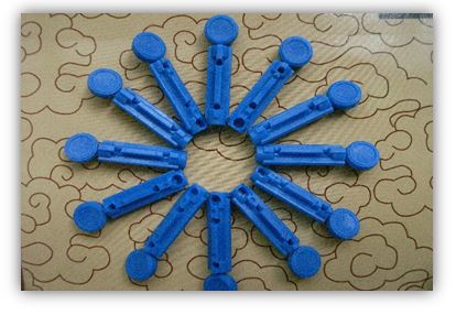 LANCETTE PUNGIDITO WELLION LANCET GAUGE 28 25 PEZZI - farmasorriso.com